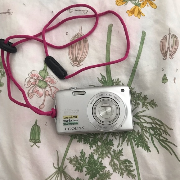Nikon Other - Nikon CoolPix Digital Camera